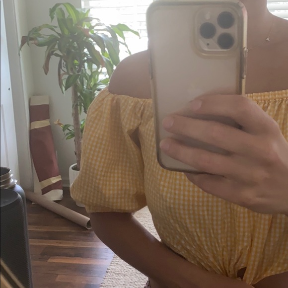 ZARA TRAFALUC YELLOW GINGHAM CROP TOP✨ - Picture 3 of 3